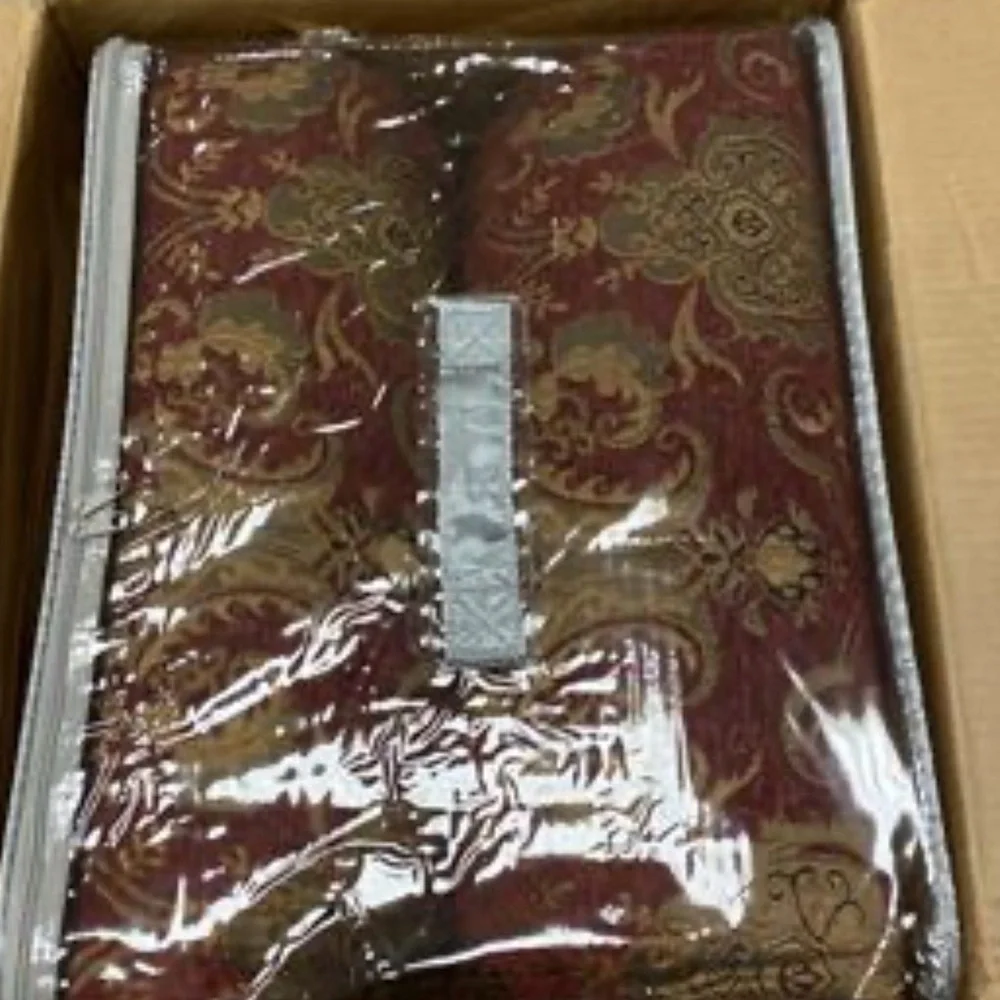 PCHF China Art Red 3-piece Comforter Set - California King NWT